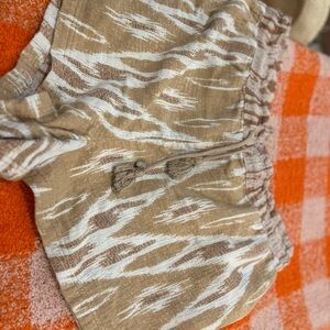 Aerie Tan and Cream Textured Shorts